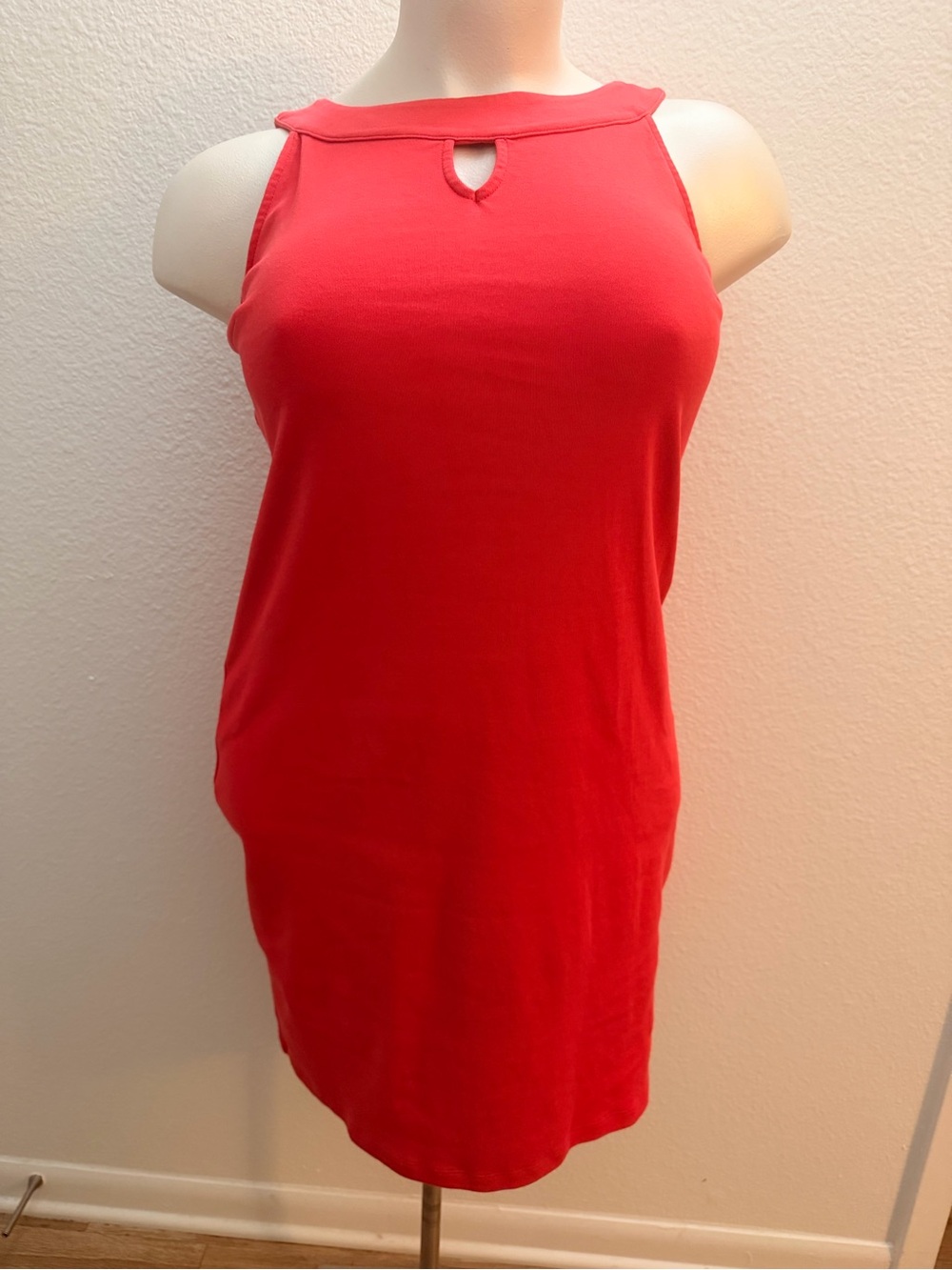 Talbots Red Sleeveless Keyhole Neck Tank